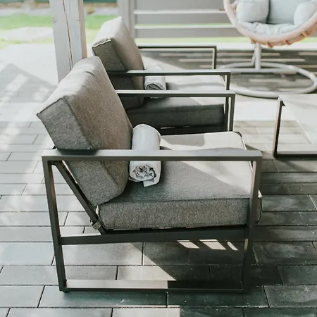 アパート Apartamenty Las Zator ザトル