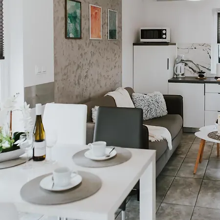 Apartment Apartamenty Las Zator *