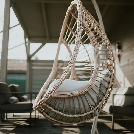 アパート Apartamenty Las Zator ザトル